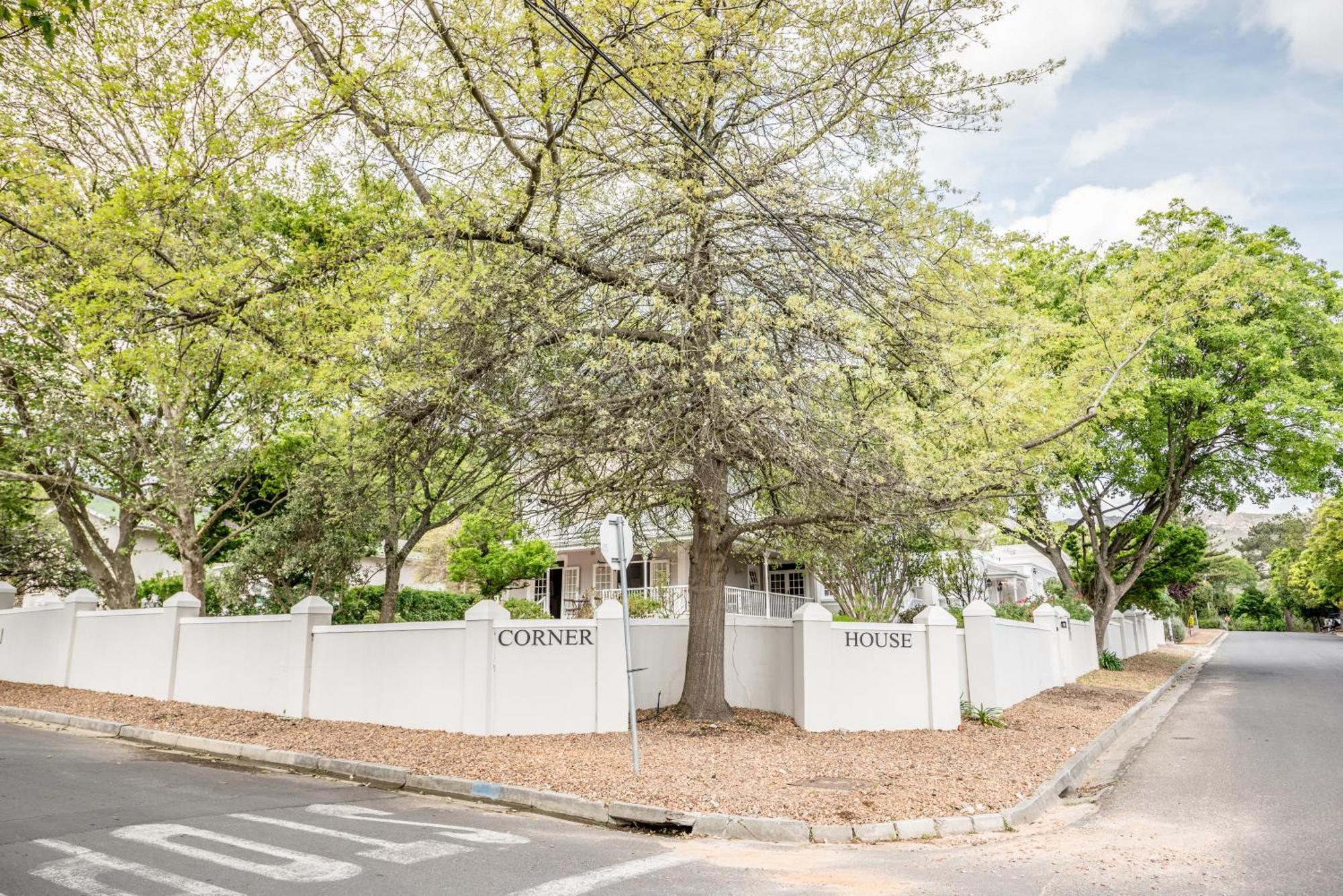 Corner House Residence Franschhoek Exterior photo